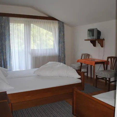 Bed & Breakfast Larchenhof Maurach (Achensee)